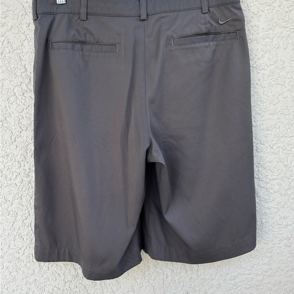 Nike Gray Flat Front Shorts for Casual Comfort - Picture 3 of 9